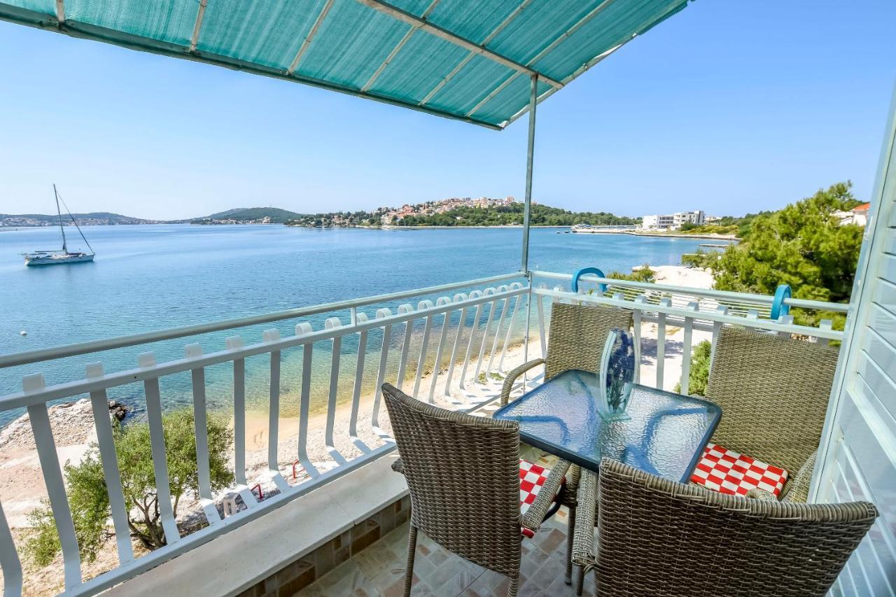 Apartments Silvana Rogoznica  Exterior photo